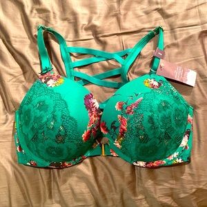 Cacique Seriously Sexy Boost Plunge front closure bra 38DD